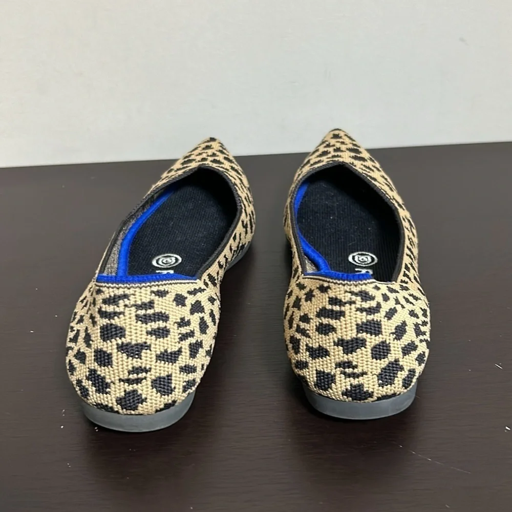 ROTHYS The Point Leopard Desert Cat Shoe Retired Animal Print Slip On Flat Sz 6